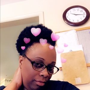 Meet your Posher, Nikki